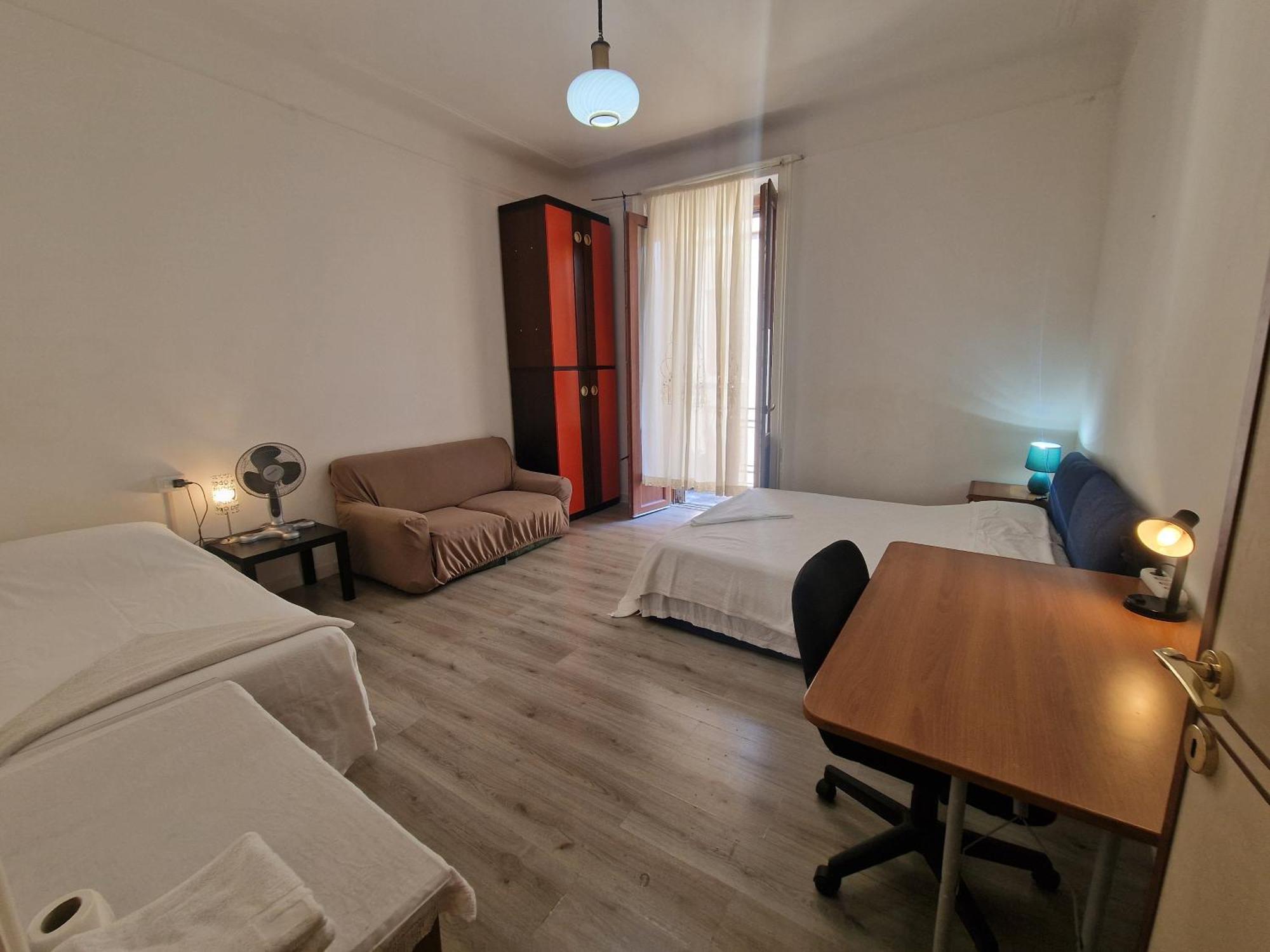 Room In The City Center - Stanza In Centro Citta Mailand Exterior foto